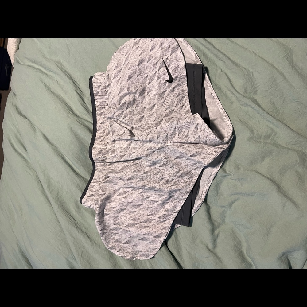 Nike 2 in 1 running shorts